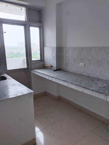 Room in 3 BHK Apartment at Sarvome Shree Homes, Sector 45 – for Rent