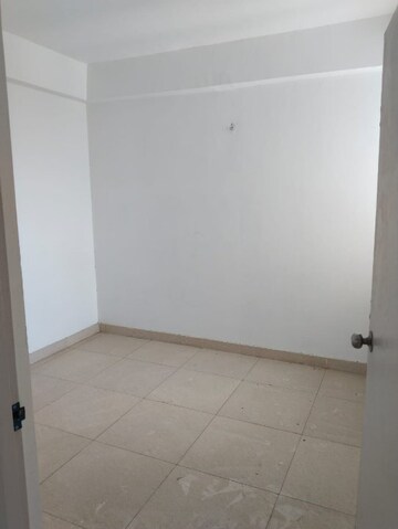 Room in 3 BHK Apartment at Sarvome Shree Homes, Sector 45 – for Rent