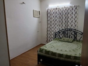Bedroom in 3 BHK Apartment at Hiranandani Meadows, Manpada – for Rent
