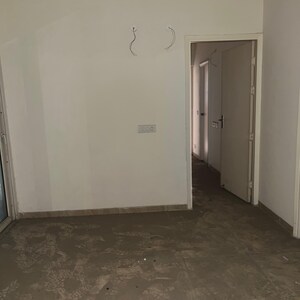 Room in 2 BHK Apartment at Gaur City 2 - 14th Avenue, Sector 16c Greater Noida – for Sale