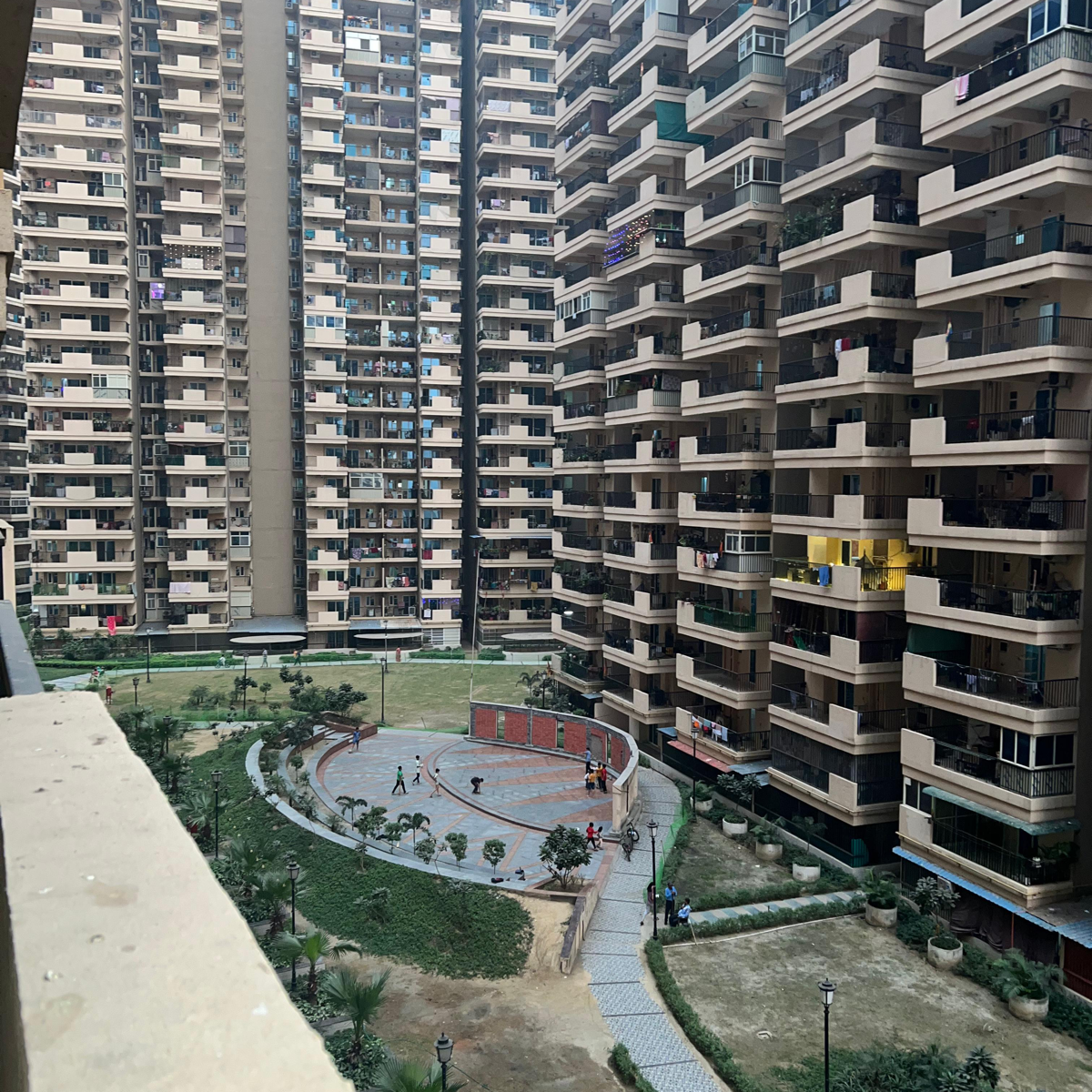 2 BHK + Pooja Room 955 Sq.Ft. Apartment in Gaur City 2 - 14th Avenue