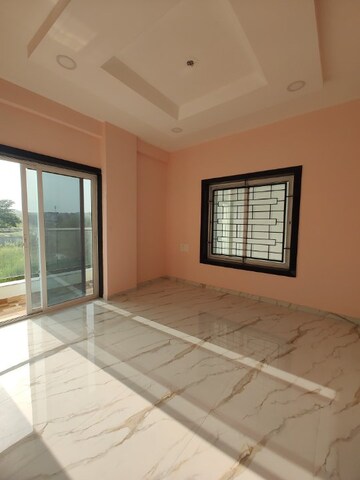 Room in 3 BHK Apartment at MS Skyline Imperial, Gorewada – for Rent