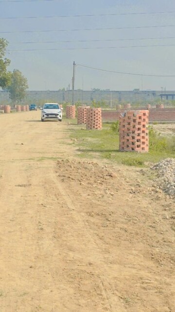   Plot at Krishna Iscon Valley, Gosainganj – for Sale