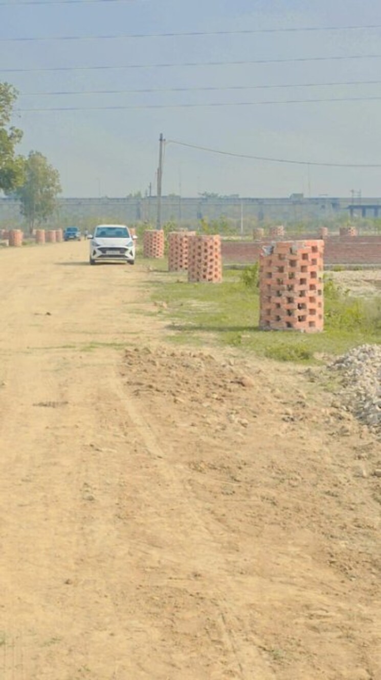 undefined, krishna-iscon-valley  1000 Sq.Ft. Plot In Gosainganj Lucknow 9550063