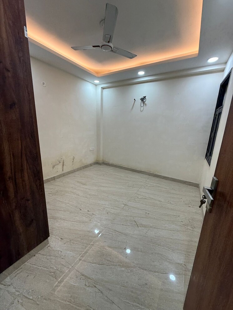 Room, chattarpur 2 Bedroom 850 Sq.Ft. Builder Floor In Chattarpur Delhi 9550105