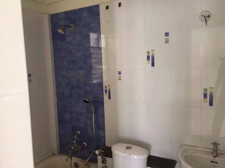 Bathroom, confident-centaurus 2 Bedroom 945 Sq.Ft. Apartment In Hoskote Bangalore 9550157