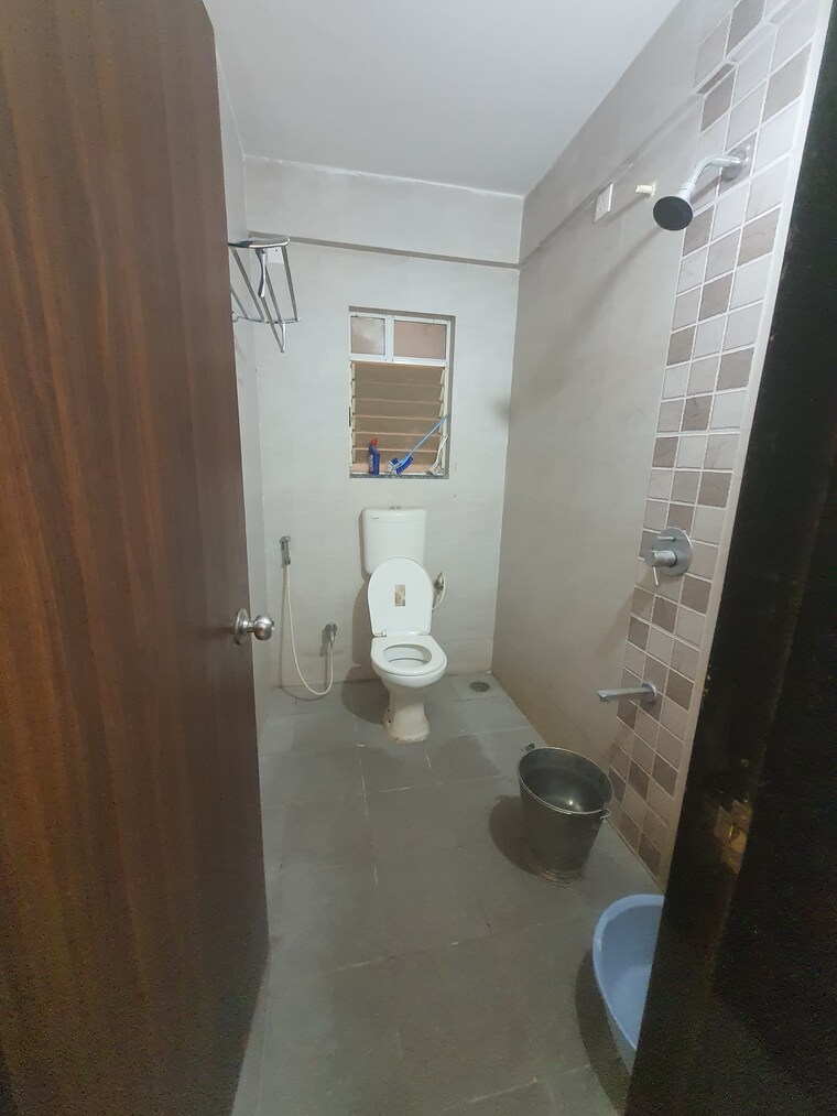 Bathroom, surya-skies 2 Bedroom 765 Sq.Ft. Apartment In Punawale Pune 9550143