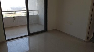 Room in 3 BHK Apartment at Raj Heramb Regalia Residency, Bavdhan – for Rent