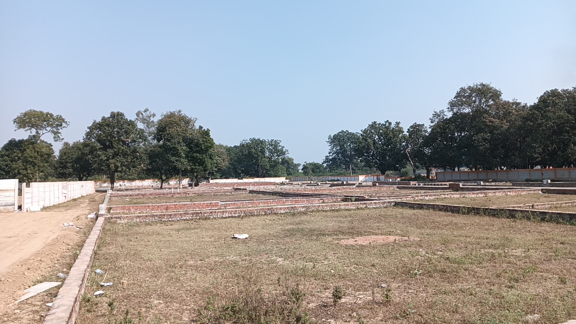 Plot For Sale in Imperial City 