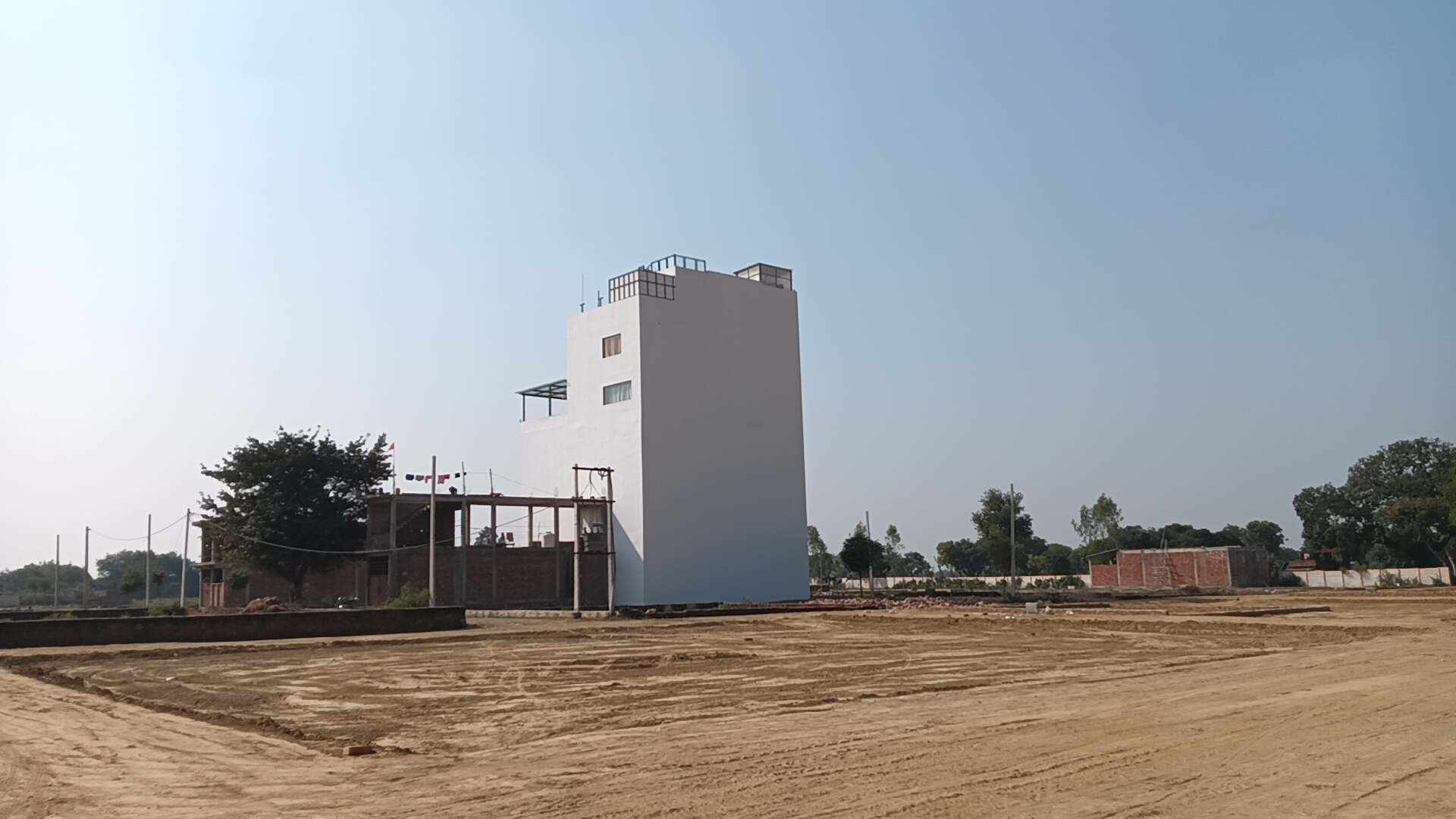 Plot For Sale in Imperial City 