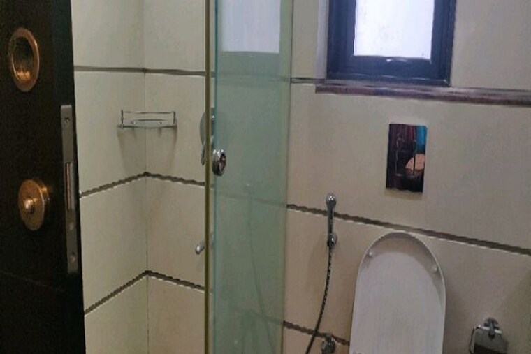 Bathroom, godrej-platinum-mumbai 3 Bedroom 1350 Sq.Ft. Apartment In Vikhroli East Mumbai 9550208