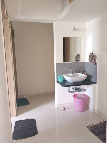 Team Area in 3 BHK Apartment at Puranik Abitante, Bavdhan – for Rent