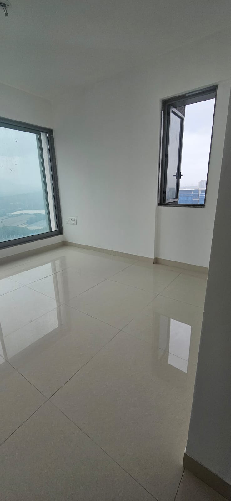2 BHK 579 Sq.Ft. Apartment in Sunteck City Avenue 2