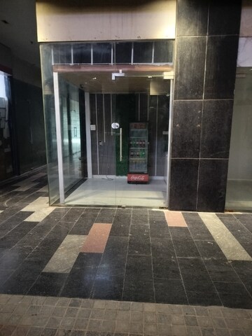  Shop For Rent in Galaxy Blue Sapphire Plaza, Sector 4 Greater Noida