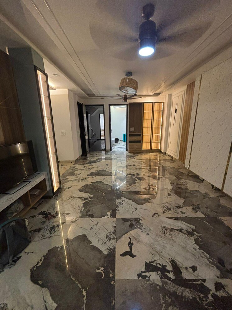 Living Room, dwarka mor 3 Bedroom 1000 Sq.Ft. Builder Floor In Dwarka Mor Delhi 9550237