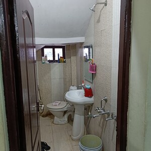 Bathroom in  Pg at Vineet Khand – for Rent