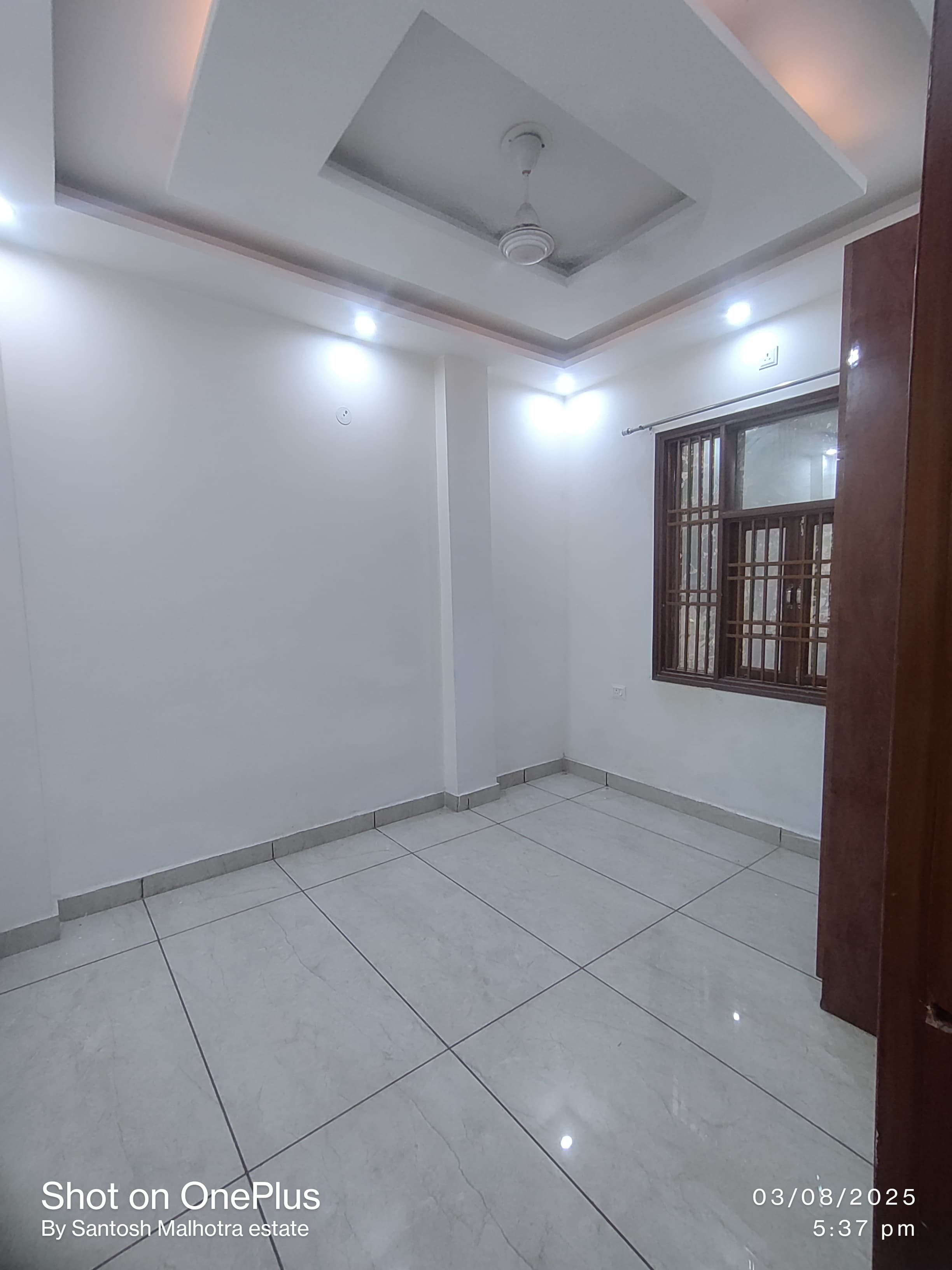 2 BHK Builder Floor For Rent in Dwarka Mor