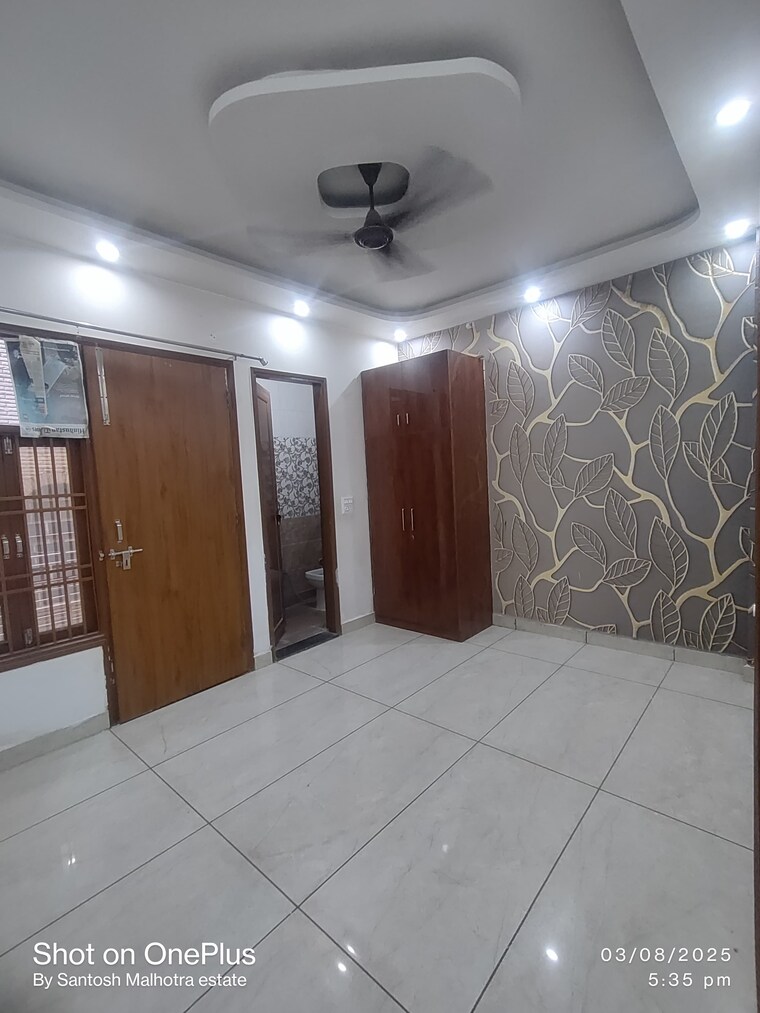 Bedroom, dwarka mor 2 Bedroom 700 Sq.Ft. Builder Floor In Dwarka Mor Delhi 9550259
