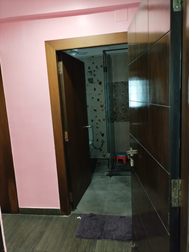 Other, topsia 5 Bedroom 2200 Sq.Ft. Apartment In Topsia Kolkata 9550267