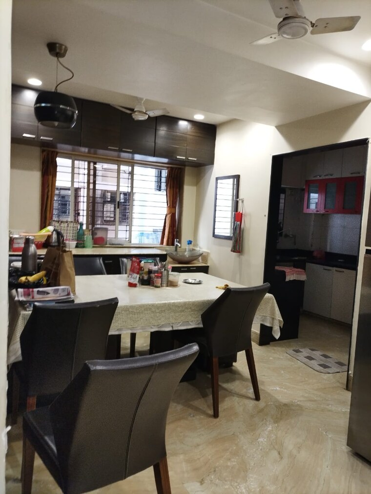 Dining area, topsia 5 Bedroom 2200 Sq.Ft. Apartment In Topsia Kolkata 9550267