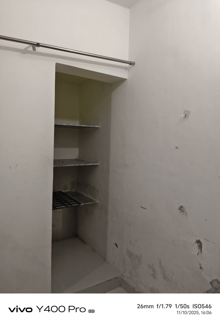 Other, dwarka 1 RK 250 Sq.Ft. Apartment In Dwarka Delhi 9550306