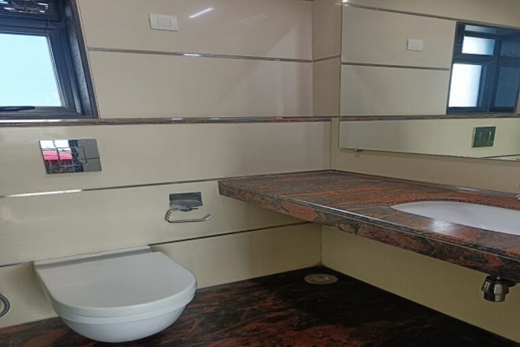 Bathroom, godrej-platinum-mumbai 2 Bedroom 930 Sq.Ft. Apartment In Vikhroli East Mumbai 9550289