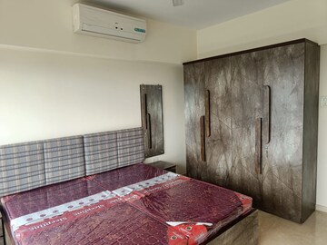 Bedroom in 2 BHK Apartment at Godrej Platinum Mumbai, Vikhroli East – for Rent