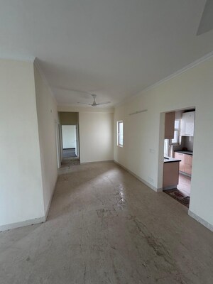 Room in 3.5 BHK Apartment at Shree Vardhman Victoria, Sector 70 – for Rent