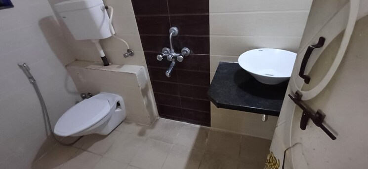 Bathroom, kharadi 2 Bedroom 833 Sq.Ft. Apartment In Kharadi Pune 9550338