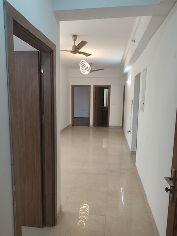 Building Lobby in 3.5 BHK Apartment at ATS Homekraft Pious Hideaways, Sector 150 – for Rent