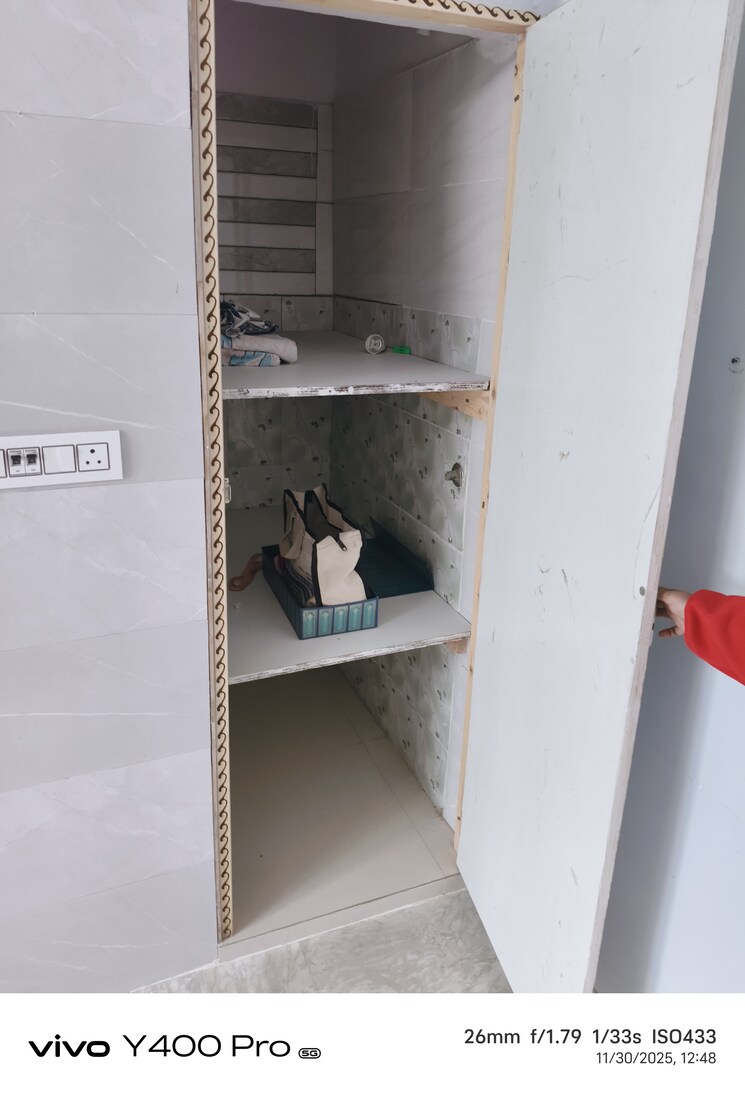 undefined, dwarka 1 RK 250 Sq.Ft. Apartment In Dwarka Delhi 9550347