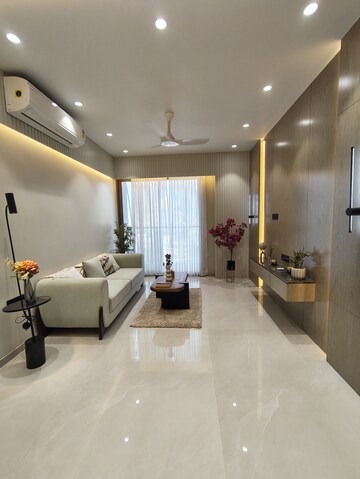 2 BHK Apartment For Sale in Shreeji Sky Rise, Kandivali West