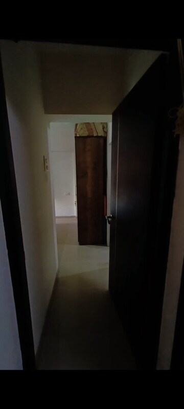  2.5 BHK Apartment at Rosa Gardenia, Ghodbunder Road – for Sale