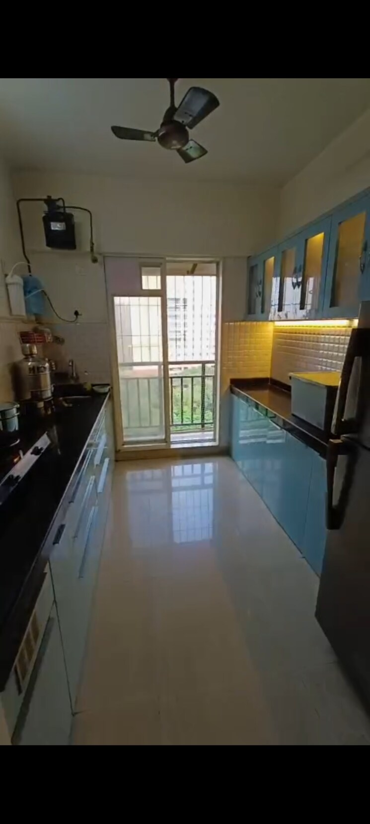 Kitchen, rosa-gardenia 2.5 Bedroom 990 Sq.Ft. Apartment In Ghodbunder Road Thane 9550345