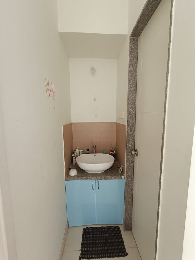 Bathroom, rohan-ananta 2 Bedroom 677 Sq.Ft. Apartment In Tathawade Pune 9550380