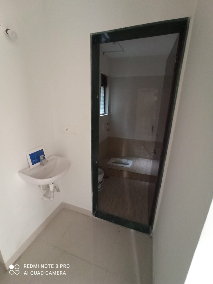 Bathroom, amit-ved-vihar-phase-2 3 Bedroom 1480 Sq.Ft. Apartment In Kothrud Pune 9550396