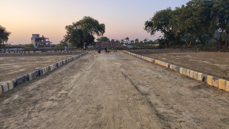 undefined, mohanlalganj  1000 Sq.Ft. Plot In Mohanlalganj Lucknow 9550411