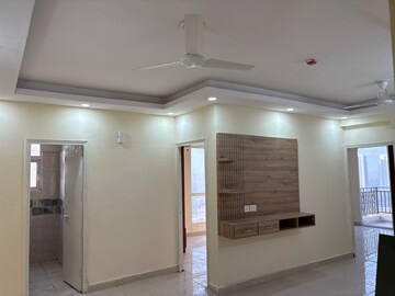 2 BHK Apartment For Rent in Signature Global Prime, Sector 63a