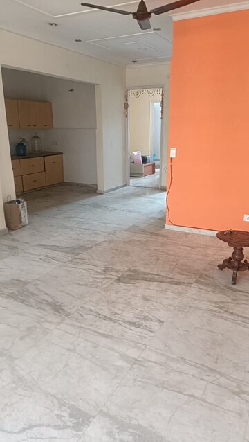 2 BHK Builder Floor For Rent in Sainik Colony