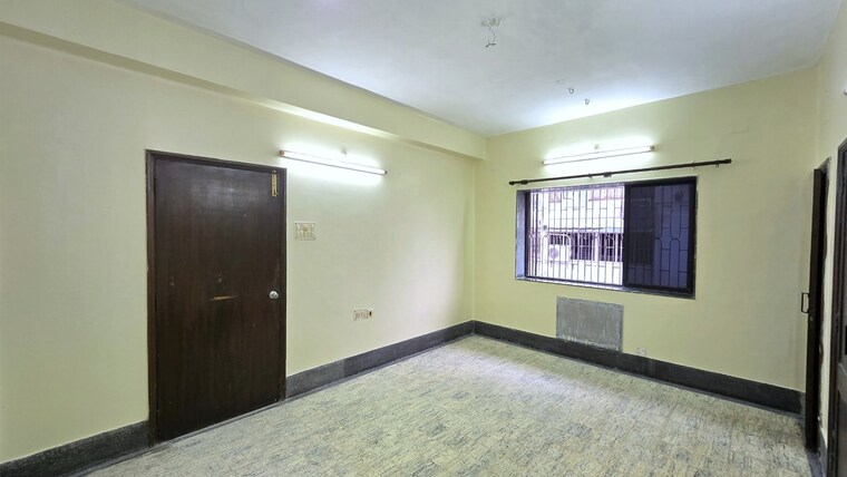 Room, middleton street 3 Bedroom 1700 Sq.Ft. Apartment In Middleton Street Kolkata 9550447