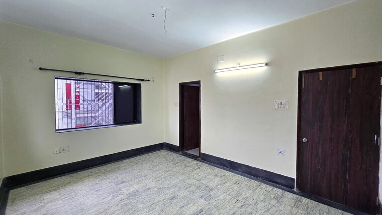 Room, middleton street 3 Bedroom 1700 Sq.Ft. Apartment In Middleton Street Kolkata 9550447