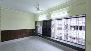 Room in 3 BHK Apartment at Middleton Street – for Sale