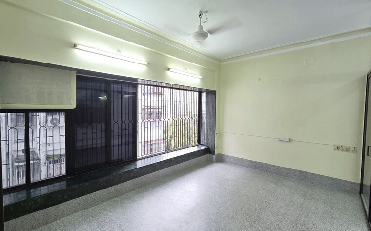 Room, middleton street 3 Bedroom 1700 Sq.Ft. Apartment In Middleton Street Kolkata 9550447