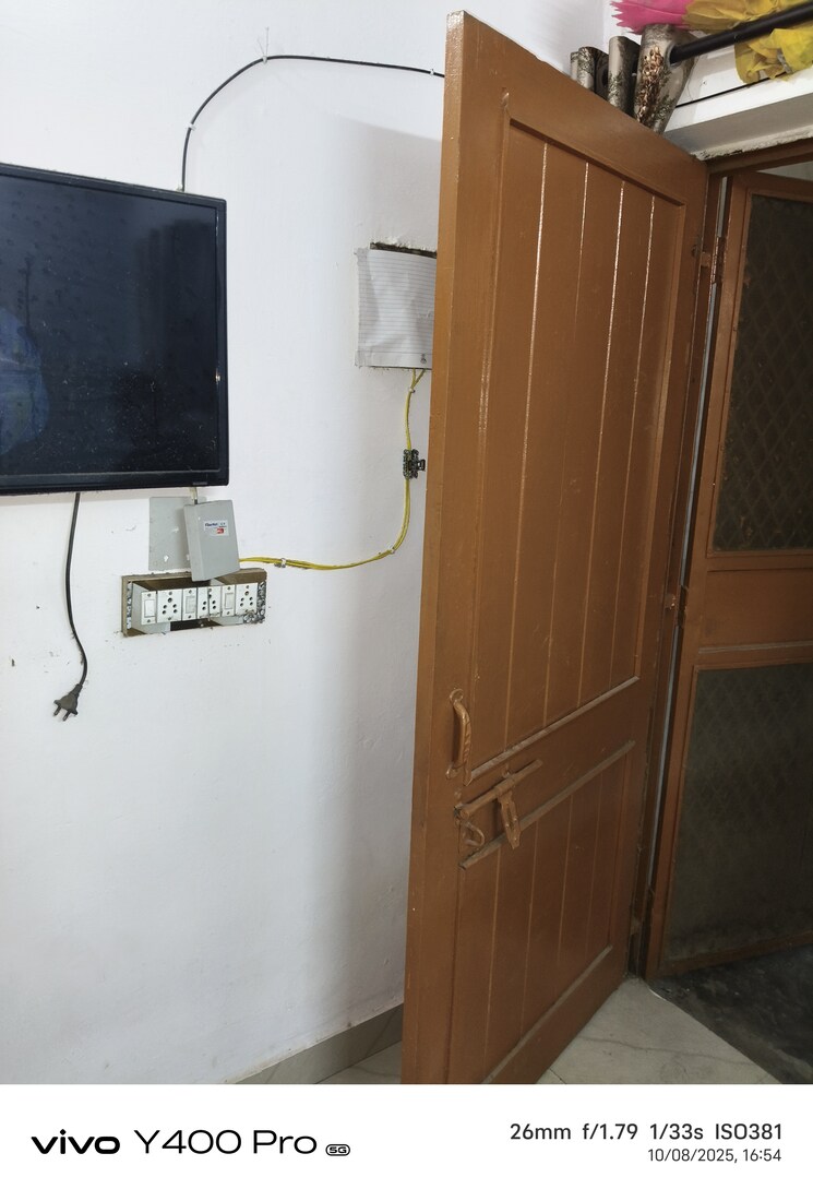 Room, dwarka 1 RK 250 Sq.Ft. Apartment In Dwarka Delhi 9550448