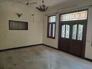 Room in 3.5 BHK Villa at Greenwoods Society, Omega Iv Greater Noida – for Sale
