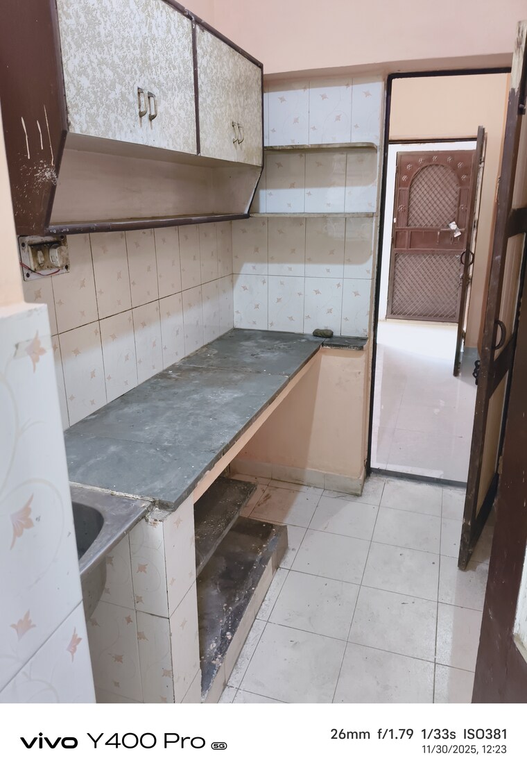 Kitchen, dwarka 1 RK 250 Sq.Ft. Apartment In Dwarka Delhi 9550462