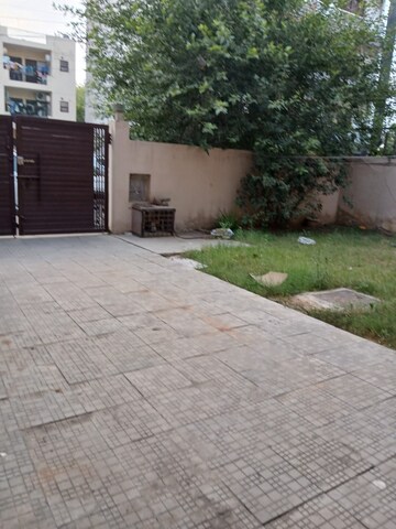 2 BHK Independent House – Exterior View View at Sector 46 - for Rent