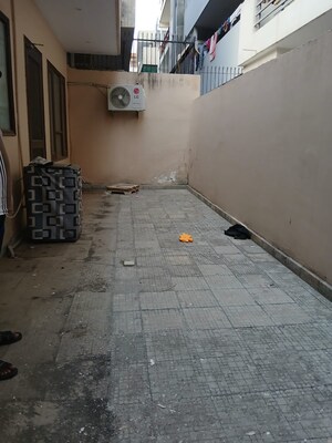 Parking in 2 BHK Independent House at Sector 46 – for Rent