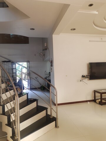 Team Area in 5 BHK Villa at South Bopal – for Rent