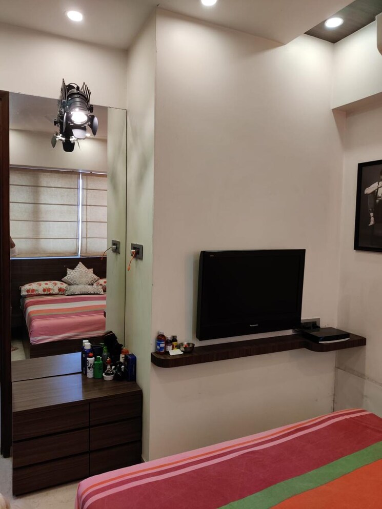 Bedroom, omkar-alta-monte 3 Bedroom 1300 Sq.Ft. Apartment In Malad East Mumbai 9550514